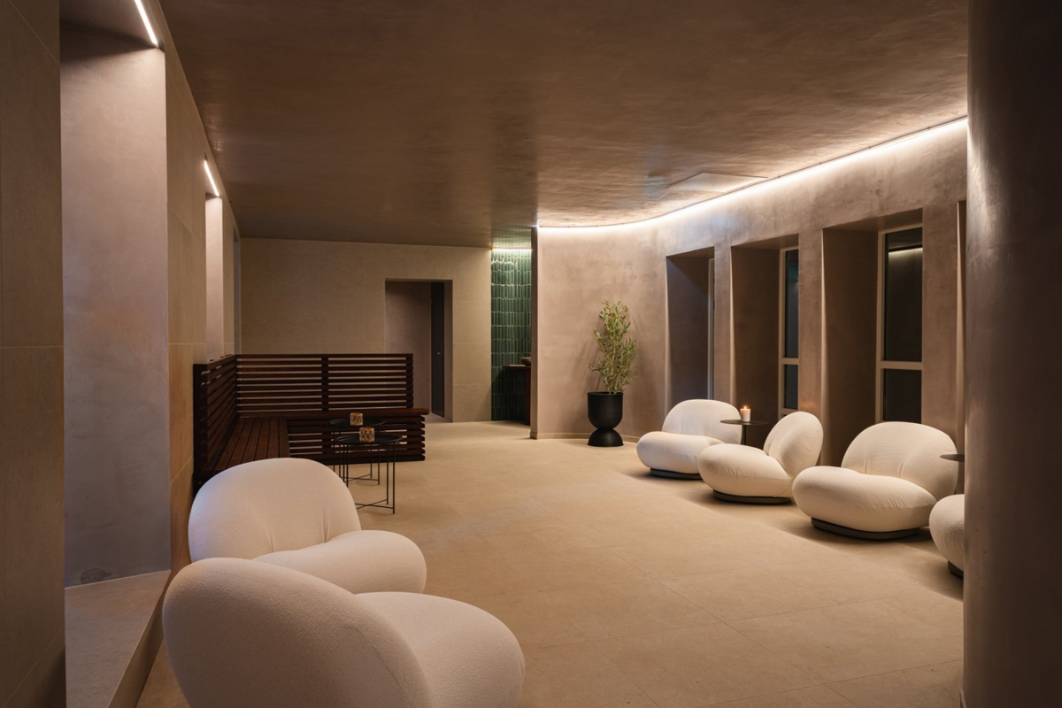 Spa relaxation lounge at St. Elisabeth Hotel & Spa in Tromso, with soft seating and dim lighting.