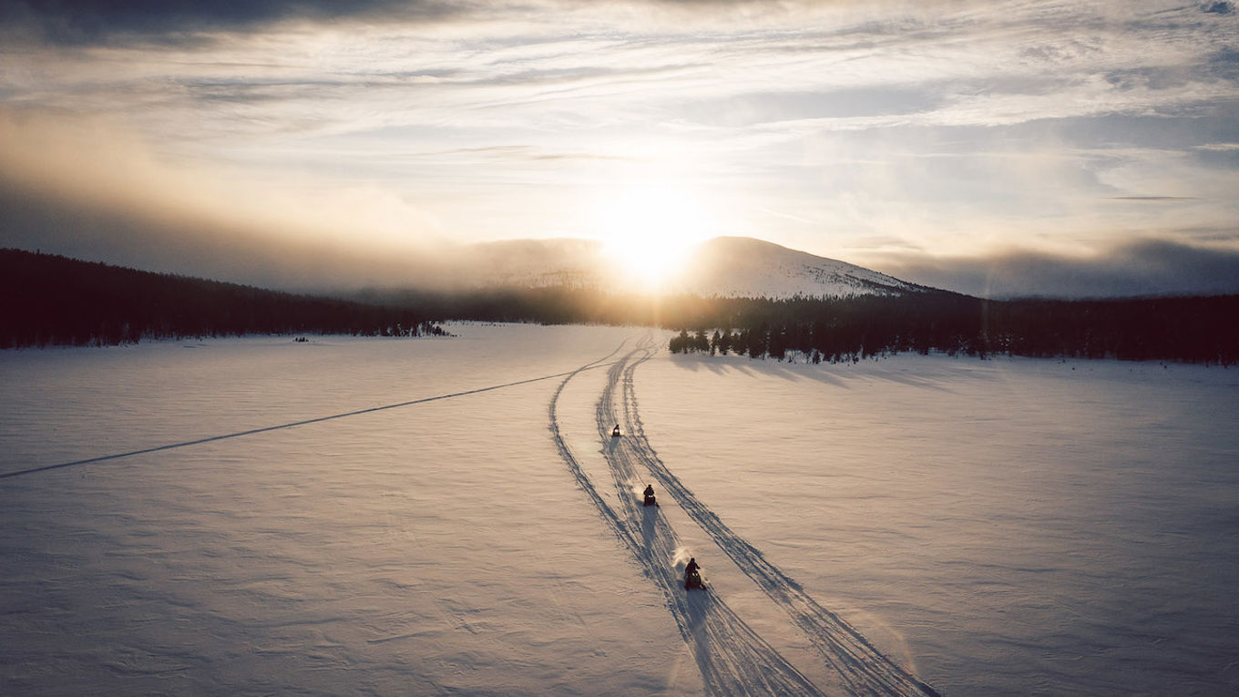Lapland Deep Winter Snow Activities